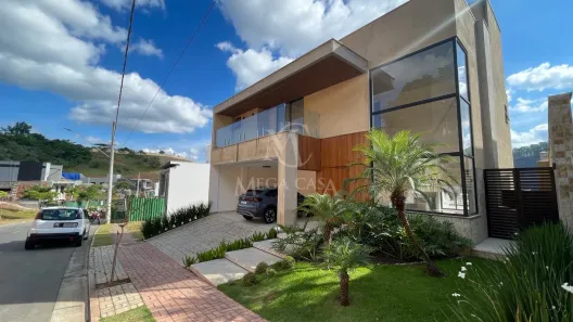 Casa de Condomínio com 4 Quartos à venda, 320m² no Salvaterra, Juiz de Fora