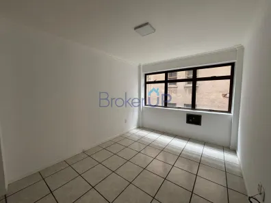 Sala Comercial para alugar, 42m² no Centro Histórico, Porto Alegre