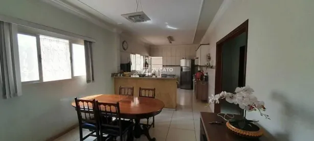 Casa com 5 Quartos à venda, 242m² no Nossa Senhora da Abadia, Uberaba