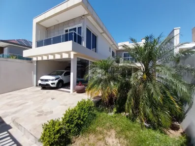 Casa com 3 Quartos à venda, 206m² no Igara, Canoas