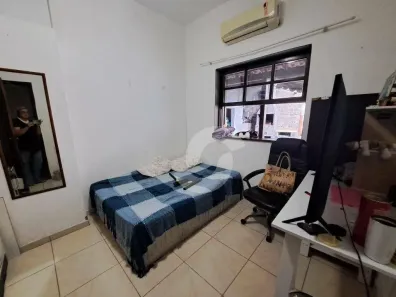Casa com 4 Quartos à venda, 675m² no Pe Pequeno, Niterói