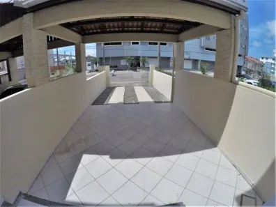 Sobrado com 2 Quartos à venda, 115m² no Centro, Camboriú