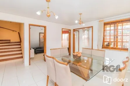 Casa com 4 Quartos à venda, 189m² no Cavalhada, Porto Alegre
