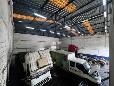 Galpão/Depósito/Armazém à venda, 302m² no Paulo Camilo, Betim