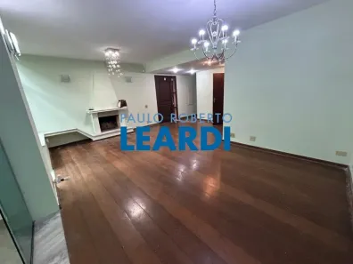Sobrado com 3 Quartos à venda, 182m² no Vila Madalena, São Paulo