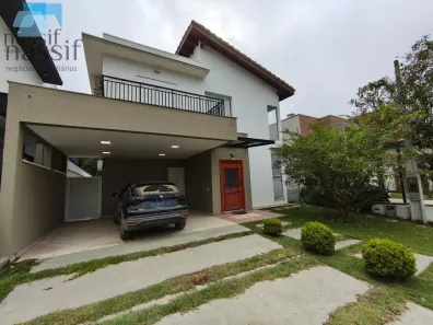 Casa de Condomínio com 3 Quartos para alugar, 239m² no Botujuru, Mogi das Cruzes