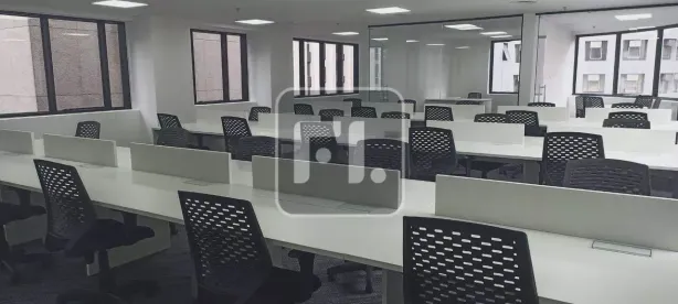 Sala Comercial para alugar, 298m² no Vila São Francisco (Zona Sul), São Paulo