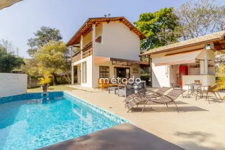 Fazenda/Sítio com 5 Quartos à venda, 250m² no Nogueira, Guararema