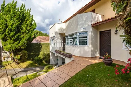 Casa com 2 Quartos à venda, 566m² no Vista Alegre, Curitiba