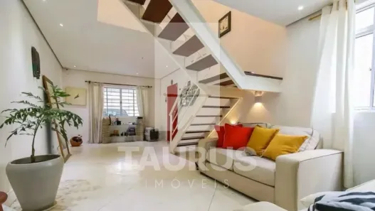 Sobrado com 4 Quartos à venda, 200m² no Jardim Aeroporto, São Paulo