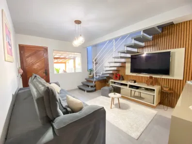Sobrado com 2 Quartos à venda, 80m² no Serraria, São José