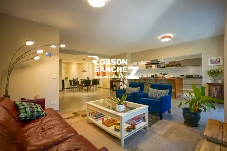 Casa de Condomínio com 4 Quartos à venda, 319m² no Chácara Monte Alegre, São Paulo