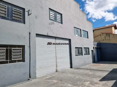Galpão/Depósito/Armazém à venda, 740m² no Vila Santa Clara, São Paulo