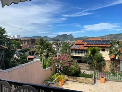 Casa com 4 Quartos à venda, 10m² no Camboinhas, Niterói