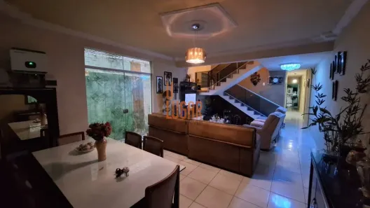 Casa com 5 Quartos para alugar, 520m² no Marco, Belém