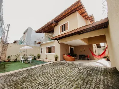 Casa com 4 Quartos à venda, 170m² no Vila Velha, Fortaleza