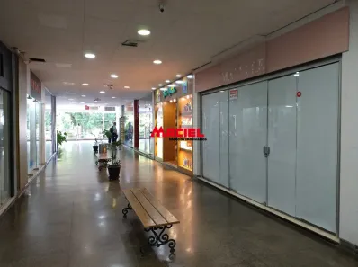 Sala Comercial à venda, 48m² no Centro, São José dos Campos