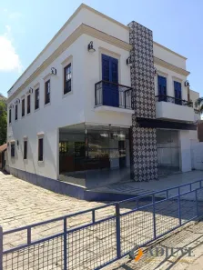 Ponto Comercial para alugar, 285m² no Itaipava, Petrópolis