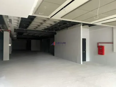 Ponto Comercial para alugar, 500m² no Belvedere, Belo Horizonte