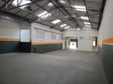Galpão/Depósito/Armazém para alugar, 300m² no Serraria, Diadema