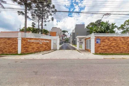Sobrado com 3 Quartos à venda, 110m² no Uberaba, Curitiba