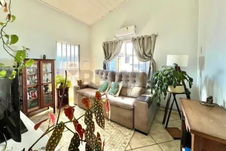 Casa com 2 Quartos à venda, 99m² no Niterói, Canoas