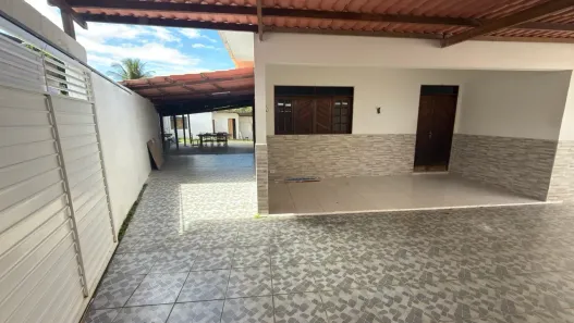 Casa com 3 Quartos para alugar, 150m² no Ouro Preto, Maceió