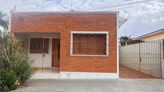 Casa com 2 Quartos à venda, 180m² no Centro, Araraquara