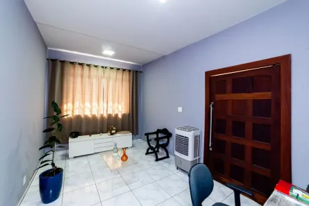 Casa com 3 Quartos à venda, 226m² no Sagrada Família, Belo Horizonte