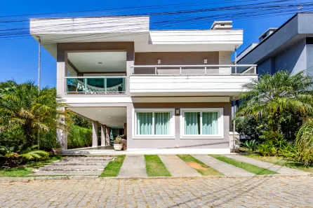 Casa de Condomínio com 4 Quartos à venda, 318m² no Posse, Teresópolis
