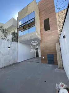 Sobrado com 3 Quartos à venda, 114m² no Jardim Panorama, Montes Claros