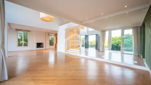 Casa de Condomínio com 4 Quartos à venda, 700m² no Vila de São Fernando, Cotia