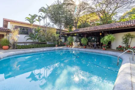 Casa com 7 Quartos à venda, 950m² no São Luiz, Belo Horizonte