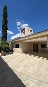 Casa com 3 Quartos à venda, 220m² no Jardim América, Goiânia