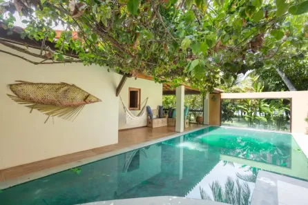 Sobrado com 7 Quartos à venda, 500m² no casa3, Tamandaré
