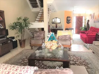 Sobrado com 3 Quartos à venda, 291m² no Jardim Utinga, Santo André