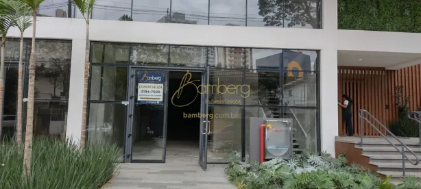 Ponto Comercial para alugar, 198m² no Jardim das Acácias, São Paulo