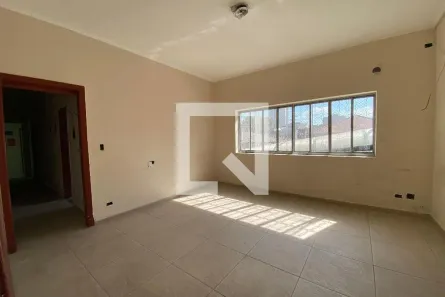 Casa com 3 Quartos à venda, 185m² no Jardim Pinheiros, São Paulo