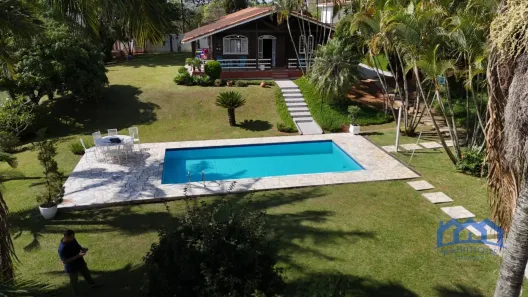 Fazenda/Sítio com 4 Quartos à venda, 4500m² no , Mairinque