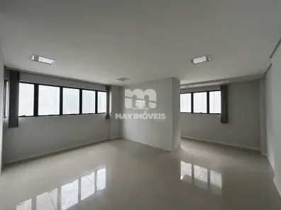 Sala Comercial à venda, 40m² no Centro, Itajaí