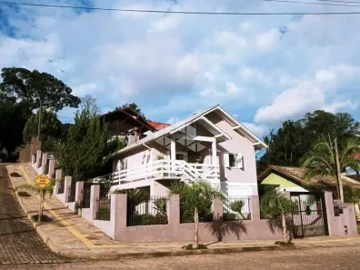 Casa com 4 Quartos à venda, 205m² no Nova Petrópolis, Nova Petrópolis