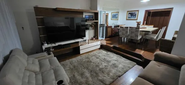 Casa com 4 Quartos para alugar, 440m² no Santo Amaro, São Paulo