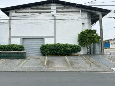 Galpão/Depósito/Armazém para alugar, 269m² no Vila Santo Antônio, São Paulo