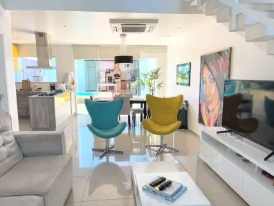 Casa com 3 Quartos à venda, 180m² no Mar do Norte, Rio das Ostras