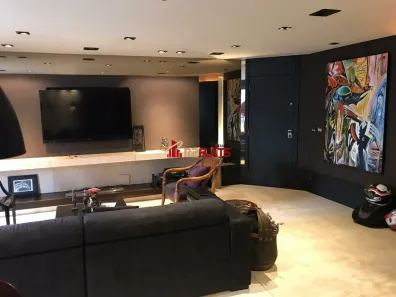Flat com 2 Quartos para alugar, 130m² no Indianópolis, São Paulo