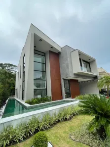 Sobrado com 6 Quartos à venda, 350m² no Riviera, Bertioga