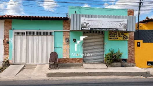 Casa com 2 Quartos à venda, 162m² no Triunfo, Teresina