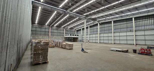 Galpão/Depósito/Armazém com 1 Quarto para alugar, 2800m² no Pavuna, Rio de Janeiro