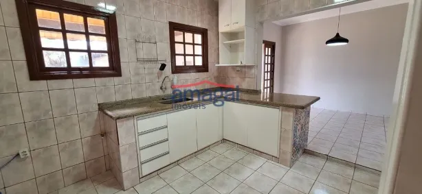 Casa de Condomínio com 3 Quartos à venda, 250m² no Loteamento Villa Branca, Jacareí
