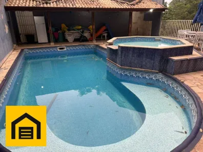 Sobrado com 3 Quartos à venda, 330m² no Jardim São Jorge do Guapituba, Mauá
